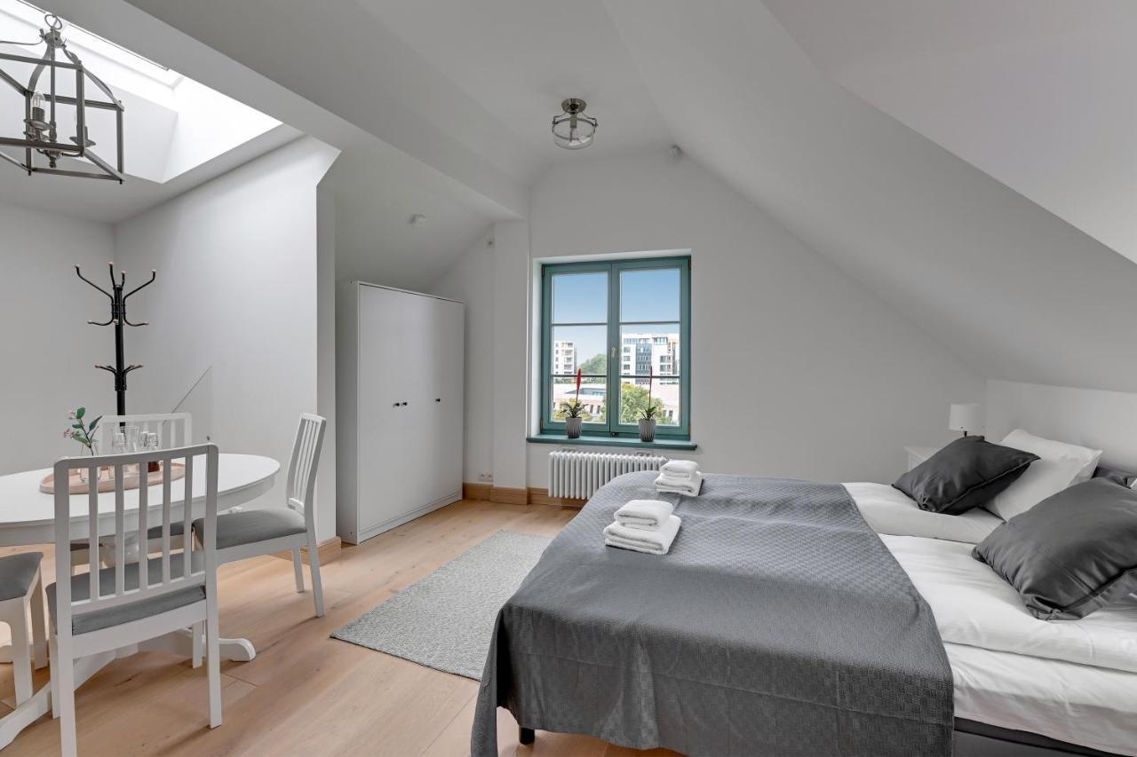 Historical Townhouse By Blue Mandarin Apartment Gdansk Bagian luar foto
