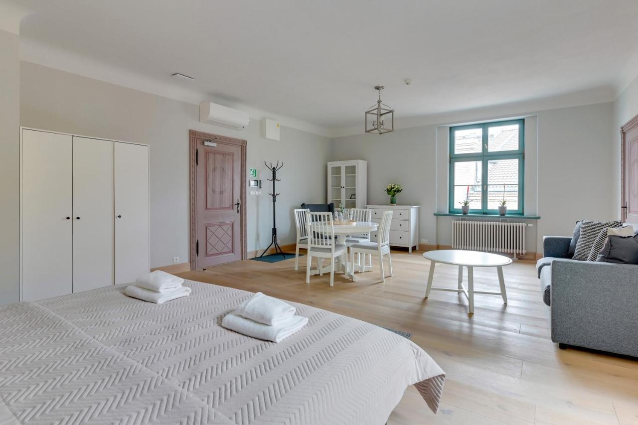 Historical Townhouse By Blue Mandarin Apartment Gdansk Bagian luar foto